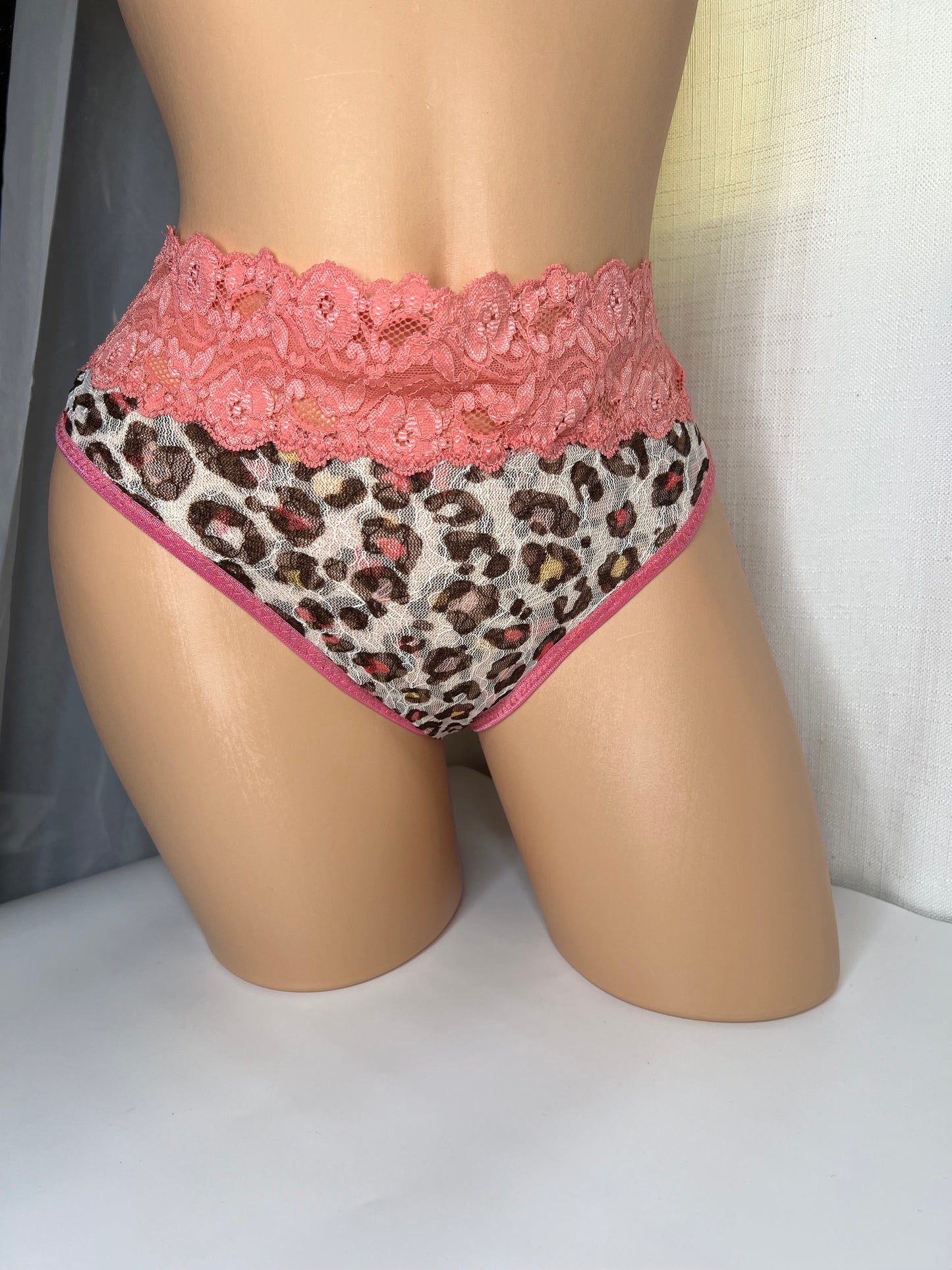 Lace Underwear M